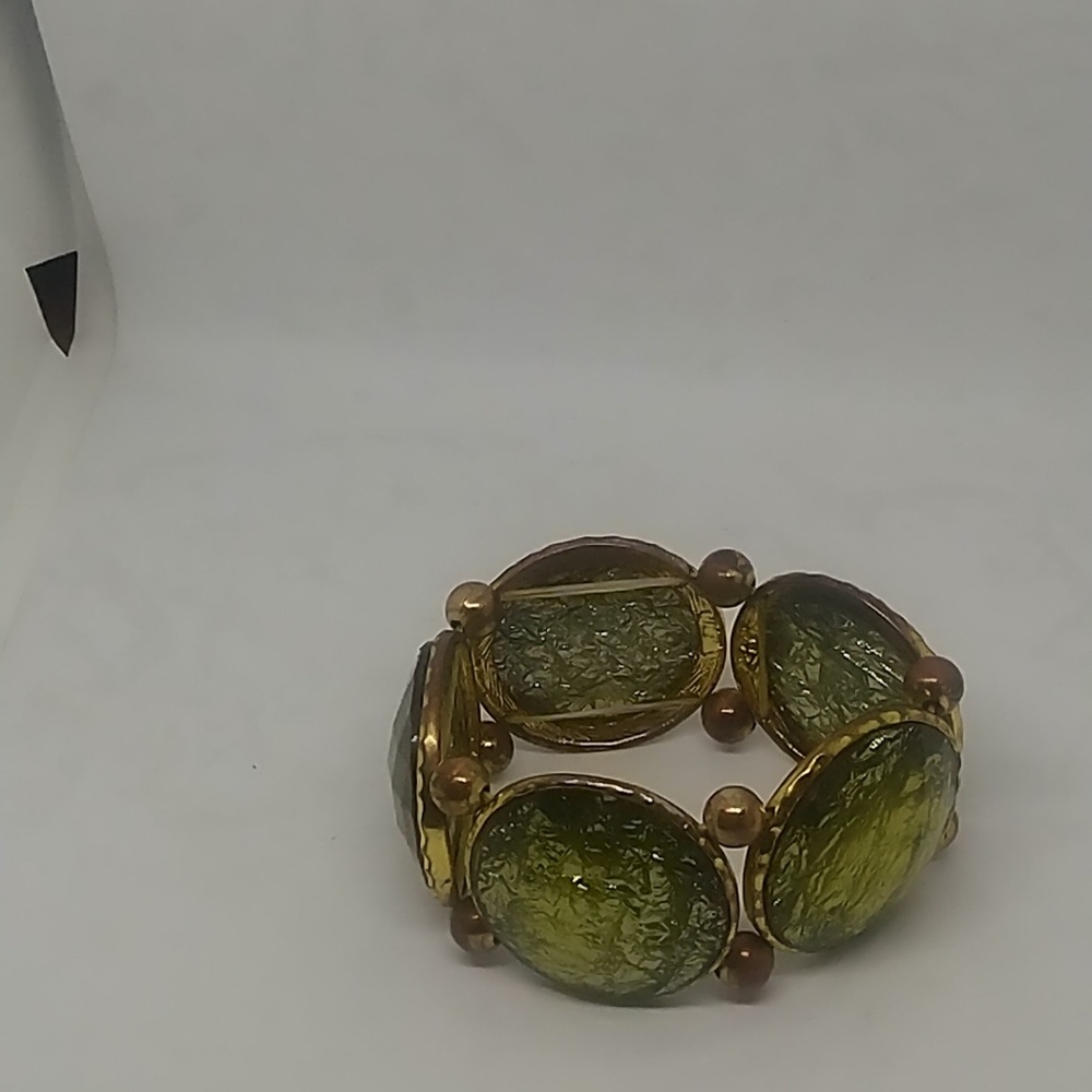 Green bracelet